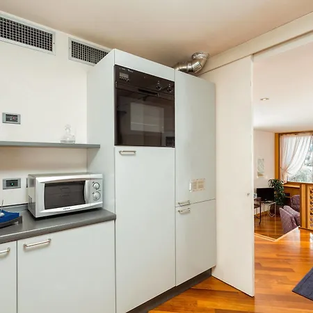 Palazzo San Marco: Historic Central Apartment with Lift Venice Exterior photo