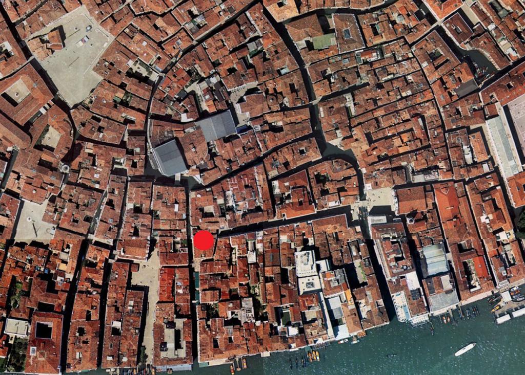 Apartment Palazzo San Marco: Historic With Lift *